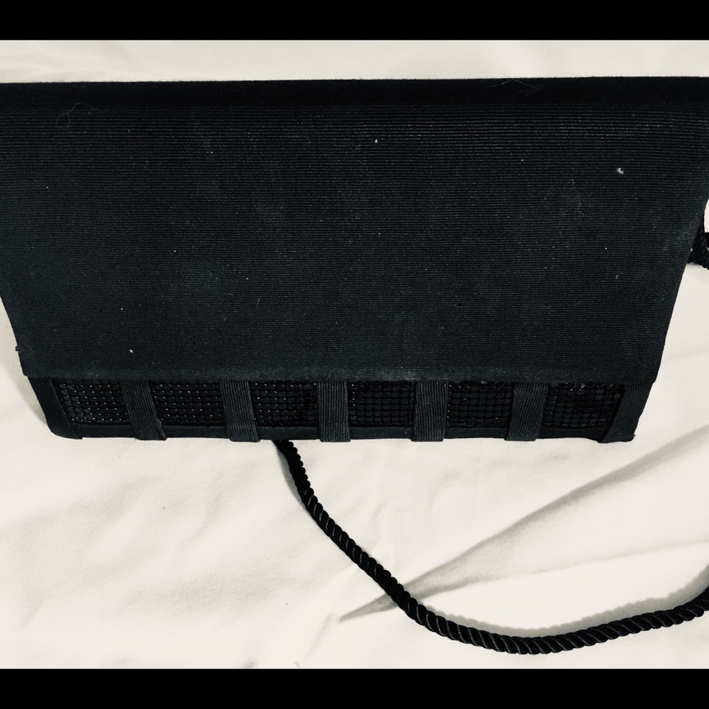 SHOULDER CLUTCH BAG BLACK